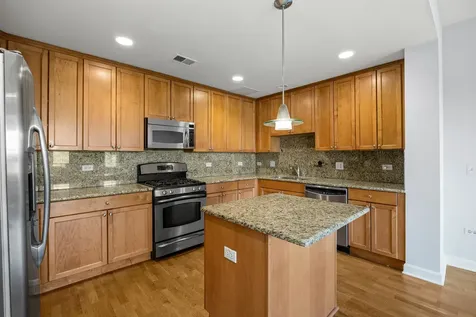 2618 West Diversey Avenue Chicago IL 60647