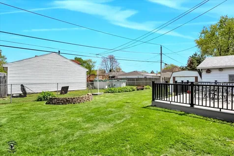 8001 South Lockwood Avenue Burbank IL 60459