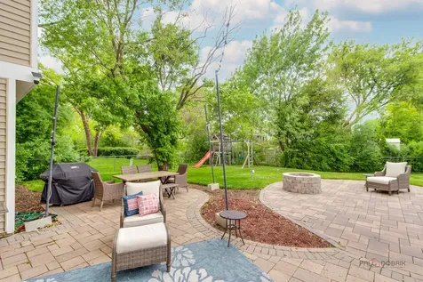 590 Hapsfield Lane Buffalo Grove IL 60089