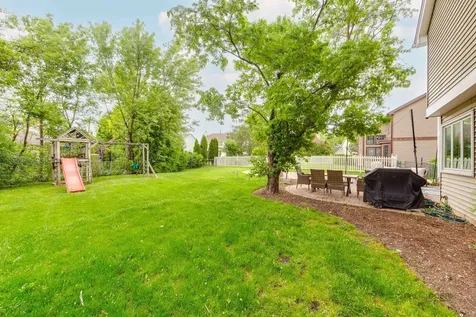 590 Hapsfield Lane Buffalo Grove IL 60089