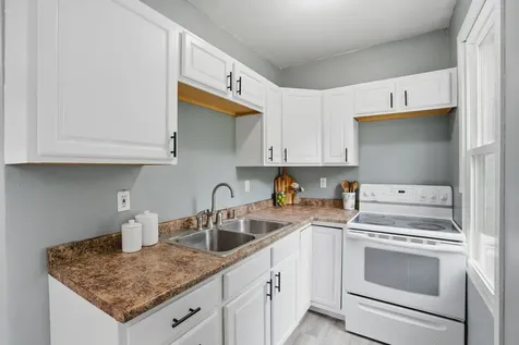 1621 14 1/2 Street Rock Island IL 61201
