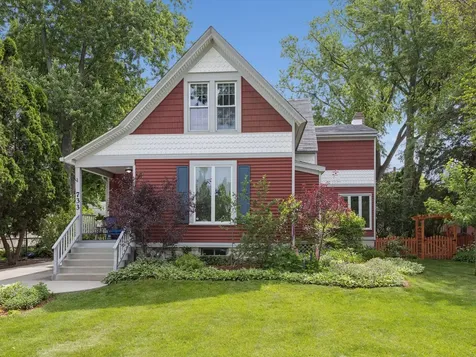 733 North Waiola Avenue La Grange Park IL 60526