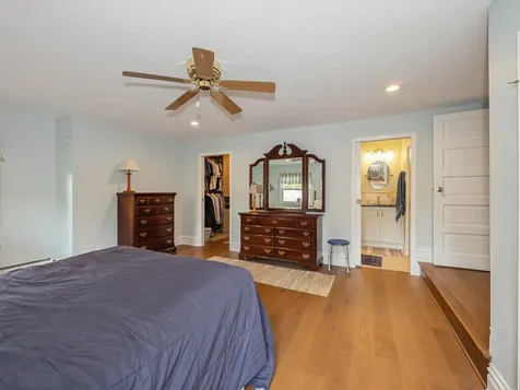 733 North Waiola Avenue La Grange Park IL 60526