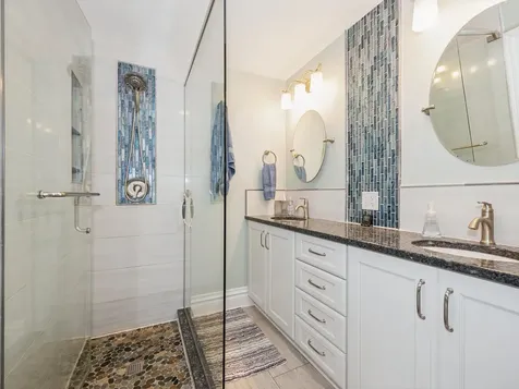 733 North Waiola Avenue La Grange Park IL 60526