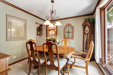 805 North West Holcomb Drive Mundelein IL 60060