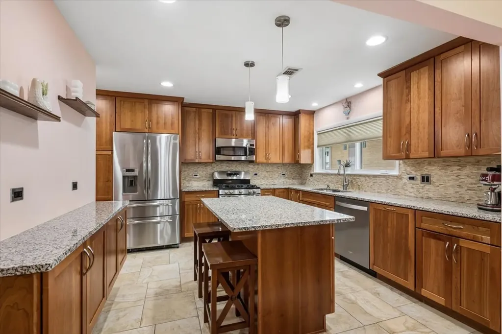 611 50TH Place Western Springs IL 60558
