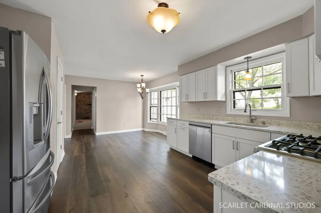 907 Secretariat Drive Naperville IL 60540