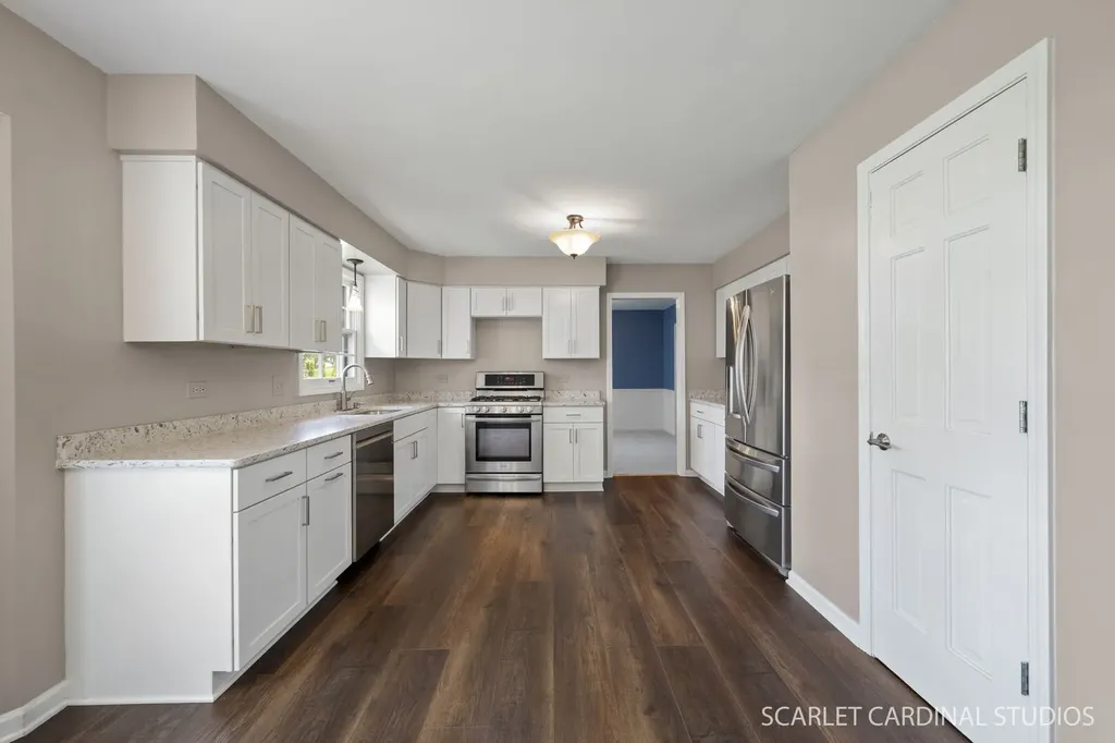 907 Secretariat Drive Naperville IL 60540