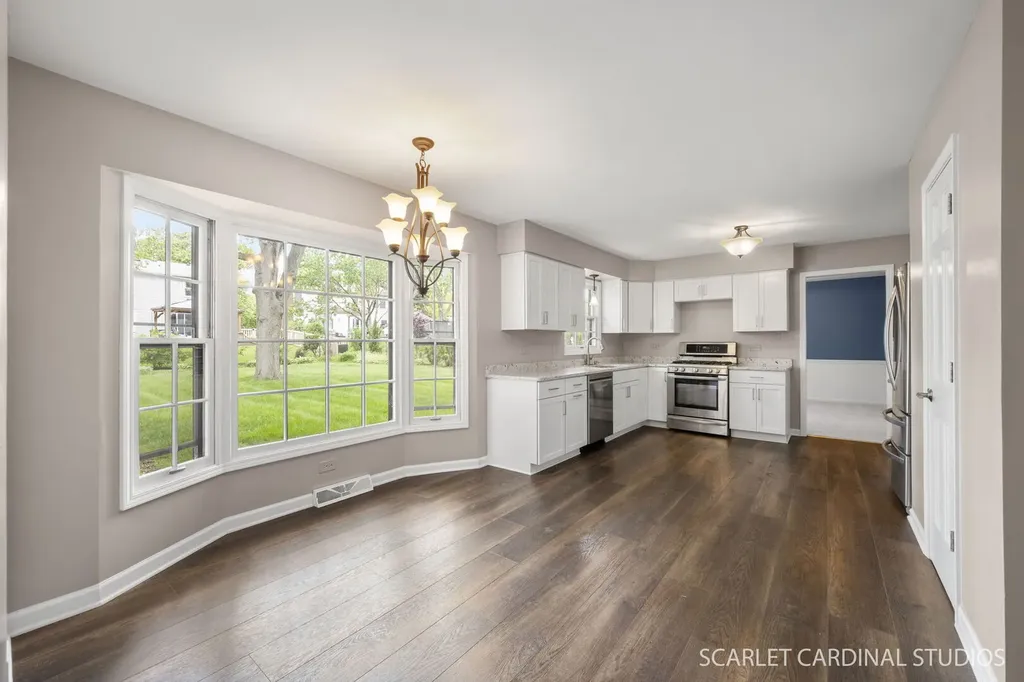 907 Secretariat Drive Naperville IL 60540