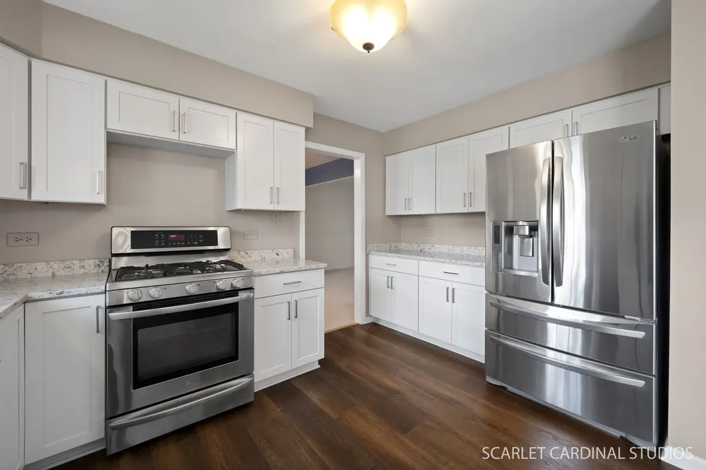 907 Secretariat Drive Naperville IL 60540