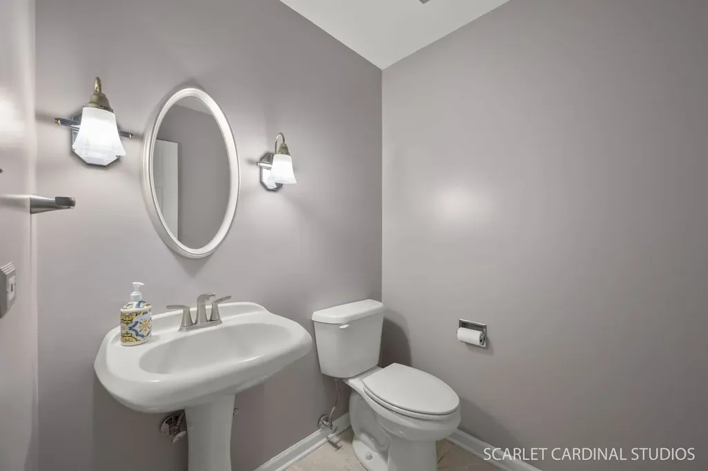 907 Secretariat Drive Naperville IL 60540