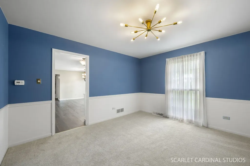 907 Secretariat Drive Naperville IL 60540