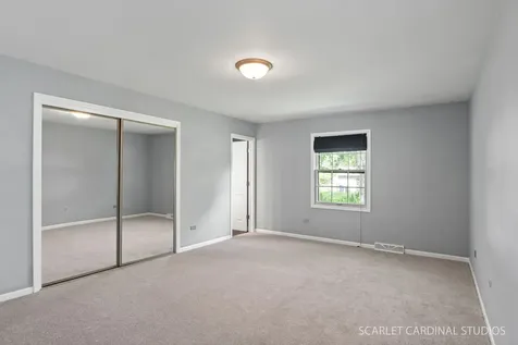 907 Secretariat Drive Naperville IL 60540