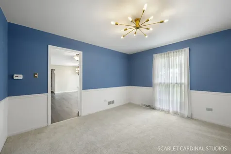 907 Secretariat Drive Naperville IL 60540