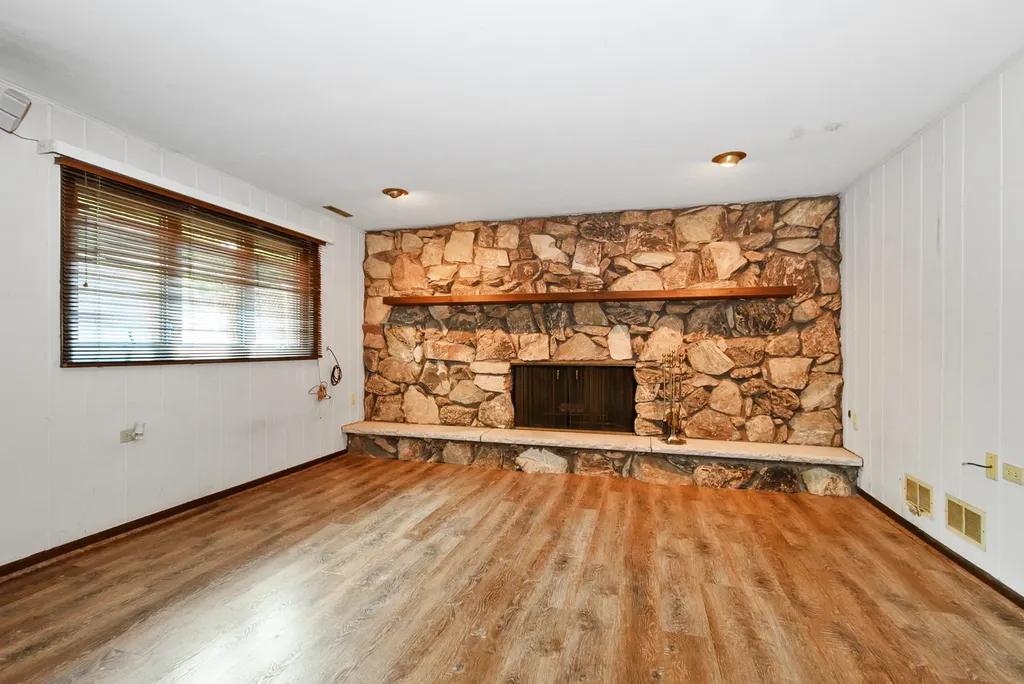 15542 Narcissus Lane Orland Park IL 60462