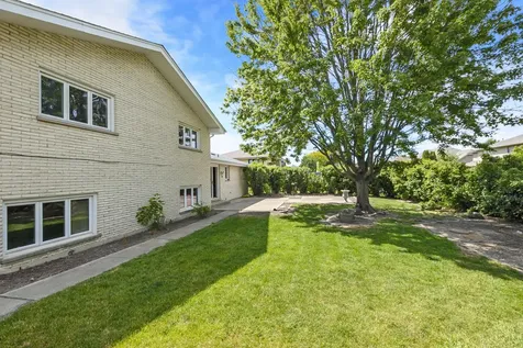 15542 Narcissus Lane Orland Park IL 60462