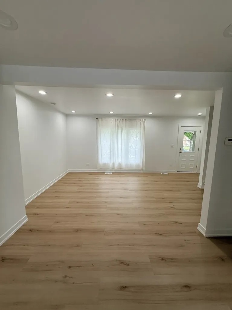 6342 South Lockwood Avenue Chicago IL 60638