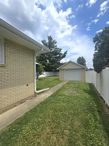 908 Oakland Avenue Joliet IL 60435