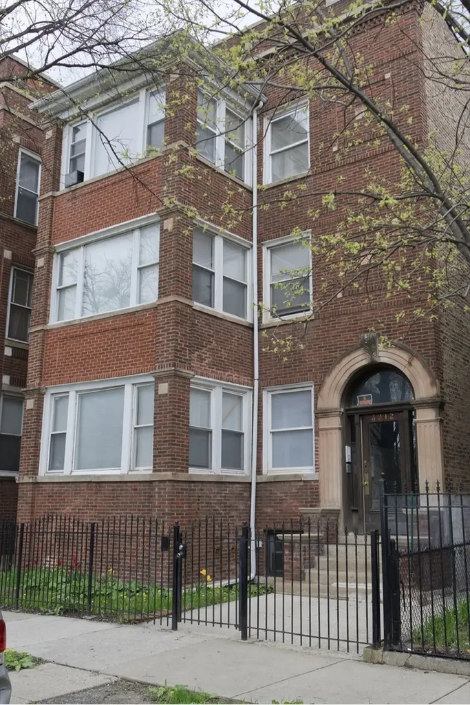 3912 West Jackson Boulevard Chicago IL 60624