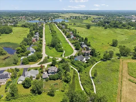 1117 Hedgerow Drive Grayslake IL 60030
