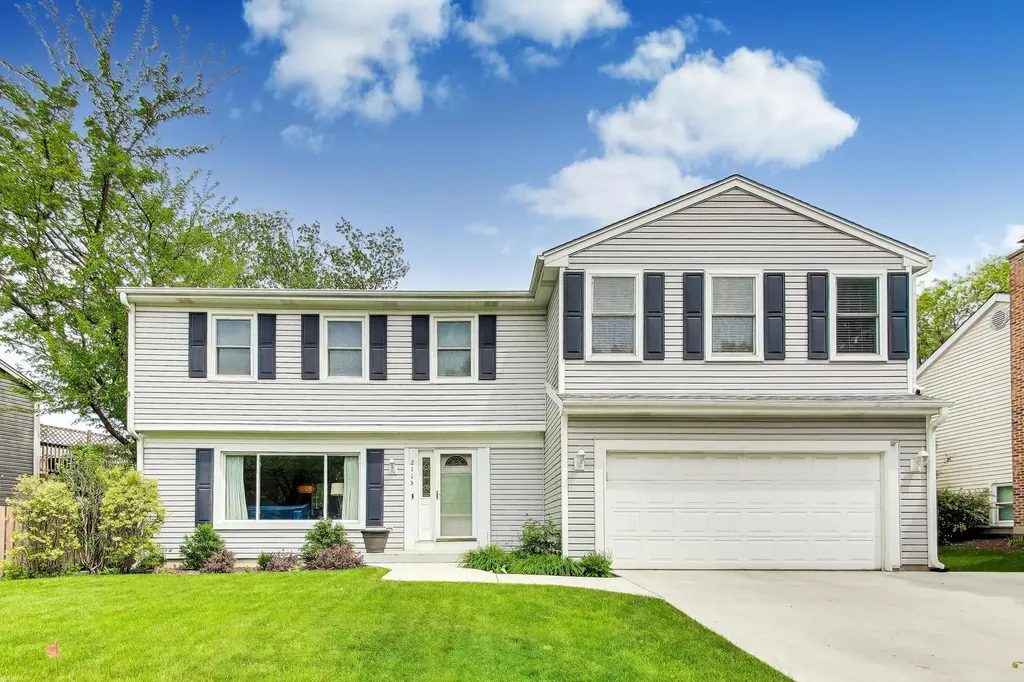 2115 Hitching Post Lane Schaumburg IL 60194
