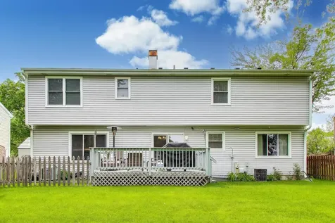 2115 Hitching Post Lane Schaumburg IL 60194