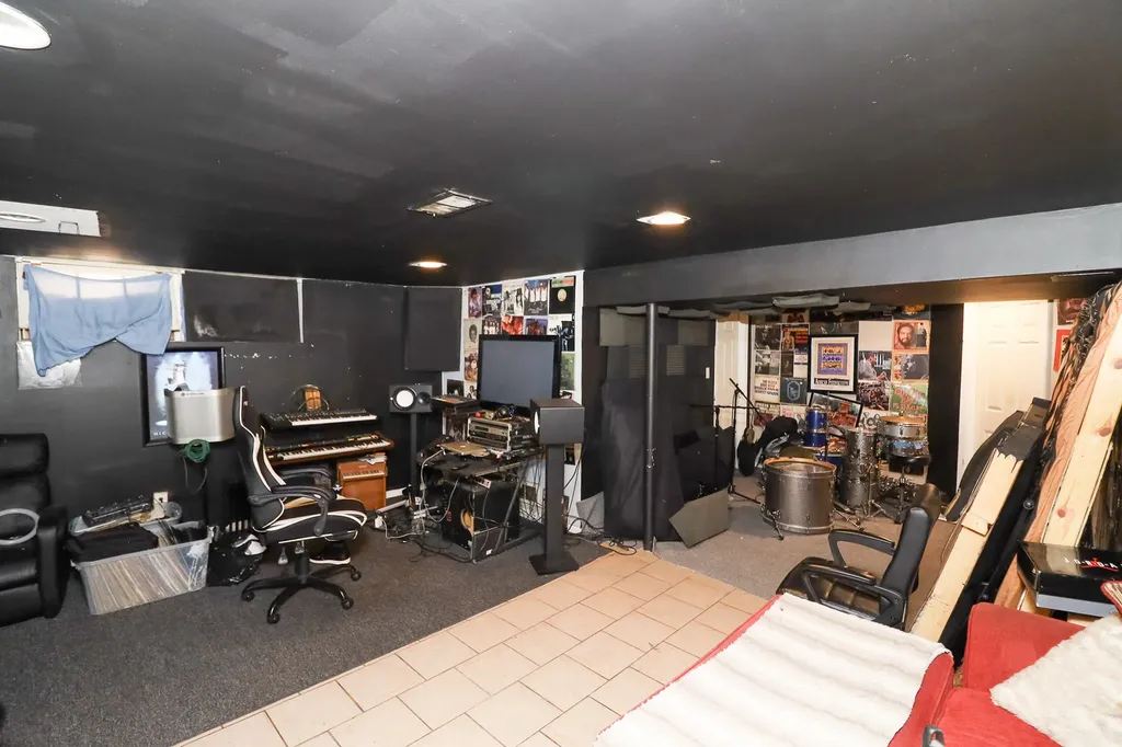 414 East 91st Place Chicago IL 60619