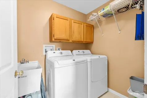 4840 Snapjack Circle Naperville IL 60564