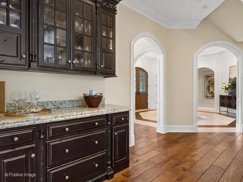 431 Woodland Park Court Hinsdale IL 60521