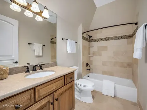 431 Woodland Park Court Hinsdale IL 60521