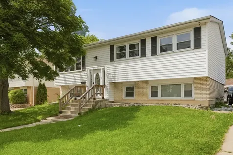 7534 163RD Street Tinley Park IL 60477