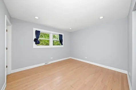 7534 163RD Street Tinley Park IL 60477