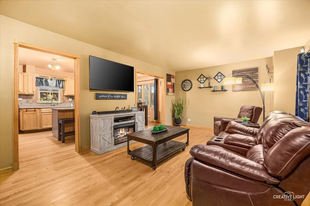 356 East Prairie Avenue Lombard IL 60148