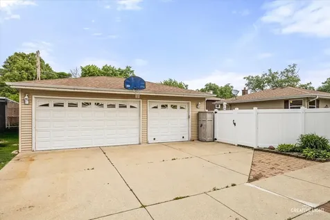 356 East Prairie Avenue Lombard IL 60148
