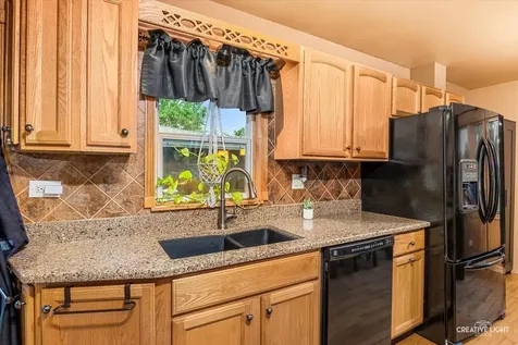 356 East Prairie Avenue Lombard IL 60148