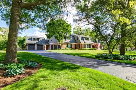 1685 Clover Drive Inverness IL 60067