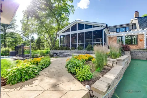 1685 Clover Drive Inverness IL 60067