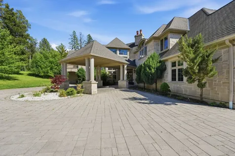 1201 Plum Tree Road Barrington IL 60010