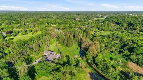 1201 Plum Tree Road Barrington IL 60010
