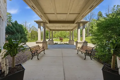 1201 Plum Tree Road Barrington IL 60010