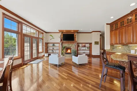1201 Plum Tree Road Barrington IL 60010