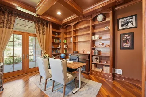 1201 Plum Tree Road Barrington IL 60010