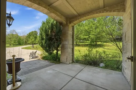 1201 Plum Tree Road Barrington IL 60010