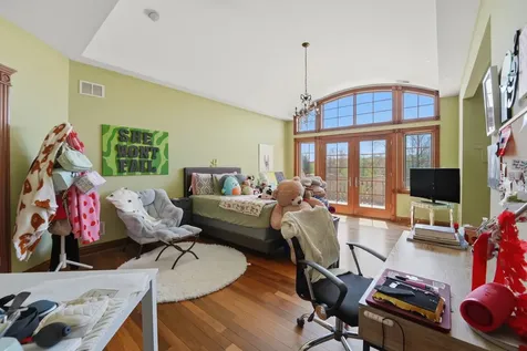 1201 Plum Tree Road Barrington IL 60010