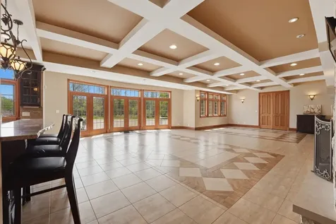 1201 Plum Tree Road Barrington IL 60010