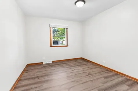 3327 D Hutchison Avenue Joliet IL 60431