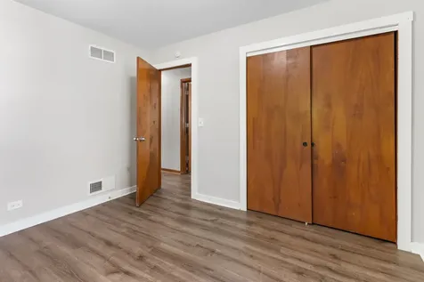 3327 D Hutchison Avenue Joliet IL 60431