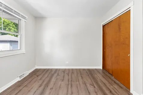 3327 D Hutchison Avenue Joliet IL 60431