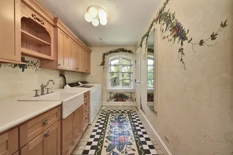 1661 Balmoral Lane Inverness IL 60067
