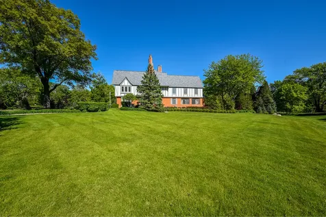 1661 Balmoral Lane Inverness IL 60067